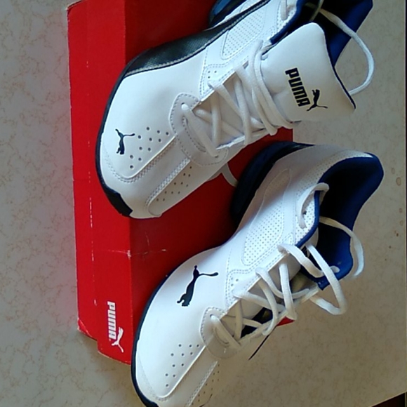 Puma athletic shoes size 7 - Picture 9 of 10